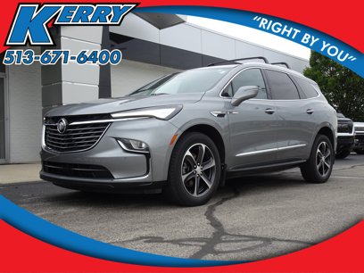 Used 2023 Buick Enclave Essence w/ LPO, Touring Package