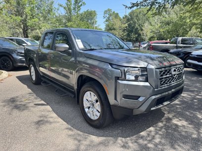 Used 2023 Nissan Frontier SV