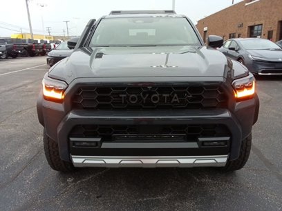 New 2025 Toyota 4Runner Trailhunter