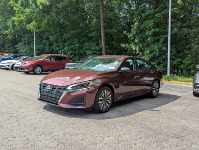 Used 2024 Nissan Altima 2.5 SV