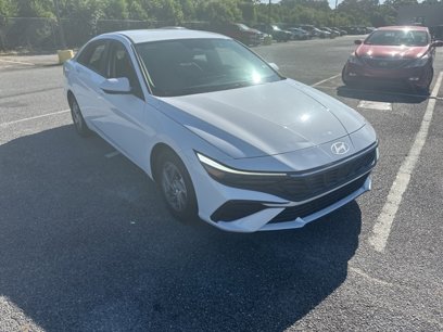 Certified 2024 Hyundai Elantra SE