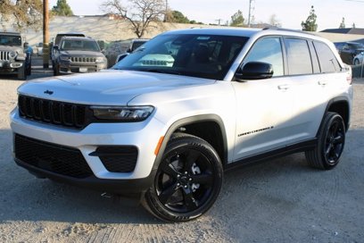 New 2025 Jeep Grand Cherokee Altitude