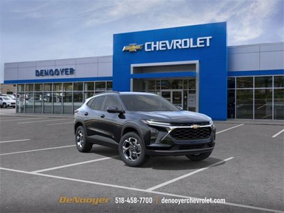 New 2025 Chevrolet Trax LT