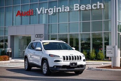 Used 2018 Jeep Cherokee Latitude Plus w/ Comfort/Convenience Group