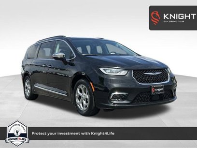 Used 2023 Chrysler Pacifica Limited