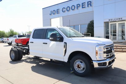 New 2025 Ford F350 XL w/ XL Chrome Package