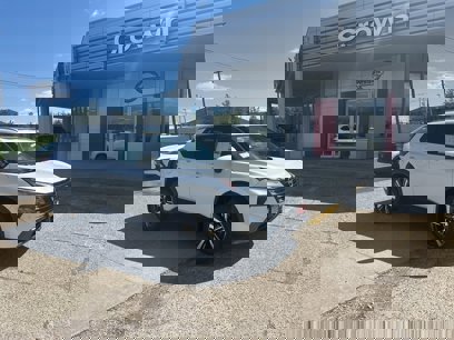 New 2025 Nissan Rogue SL