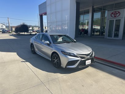 Used 2022 Toyota Camry SE