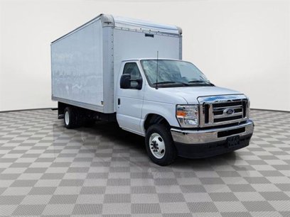 New 2025 Ford E-450 and Econoline 450 Super Duty w/ Power Equipment Group