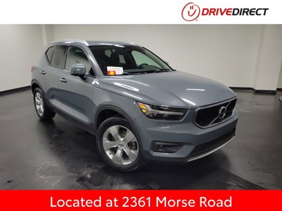 Used 2021 Volvo XC40 T5 Momentum