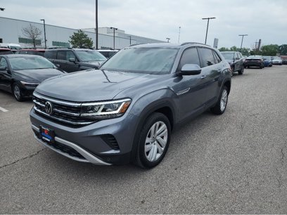 Used 2020 Volkswagen Atlas Cross Sport SE w/ Panoramic Sunroof Package