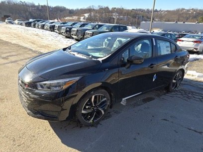 New 2025 Nissan Versa SR w/ Trunk Package
