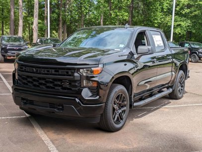 New 2025 Chevrolet Silverado 1500 Custom w/ LPO, Dark Essentials Package
