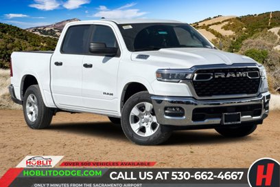 New 2025 RAM 1500 4x4 Crew Cab