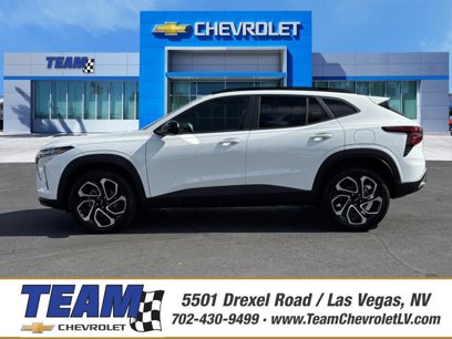 Certified 2025 Chevrolet Trax RS w/ Driver Confidence Package