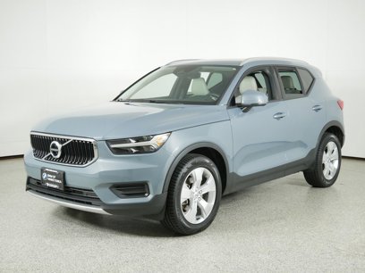 Used 2020 Volvo XC40 T5 Momentum w/ Protection Package Premier