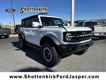 New 2024 Ford Bronco Outer Banks w/ Sasquatch Package