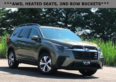 Used 2024 Subaru Ascent Premium w/ Convenience Package