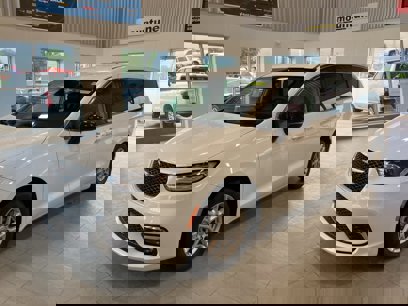 Used 2024 Chrysler Pacifica Touring-L
