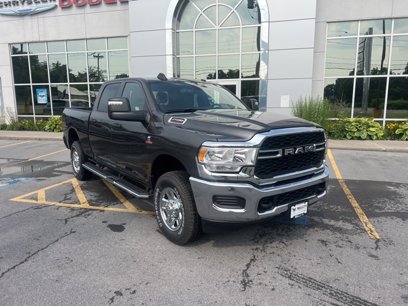 New 2024 RAM 2500 Tradesman w/ Chrome Appearance Group