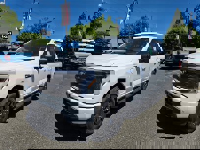New 2025 Ford F150 Lightning XLT
