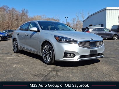Used 2018 Kia Cadenza Technology
