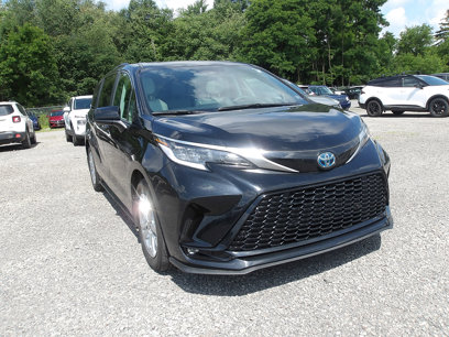 Used 2023 Toyota Sienna XSE w/ XSE Plus Package