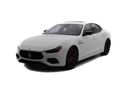 New 2024 Maserati Ghibli Modena Q4