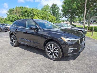 Certified 2022 Volvo XC60 B5 Momentum w/ Climate Package