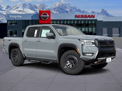 New 2025 Nissan Frontier PRO-4X w/ Pro Convenience Package