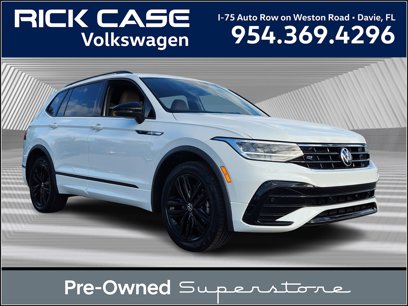 Certified 2022 Volkswagen Tiguan SE R-Line