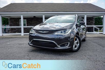 Used 2018 Chrysler Pacifica Touring-L