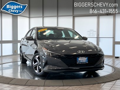 Used 2023 Hyundai Elantra SEL w/ Convenience Package