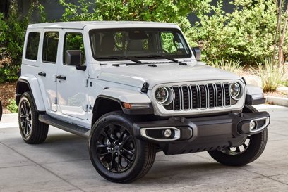 New 2025 Jeep Wrangler Unlimited Sahara