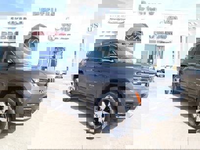 New 2025 Jeep Grand Cherokee L Limited w/ Luxury Tech Group II