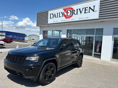 Used 2018 Jeep Grand Cherokee Laredo