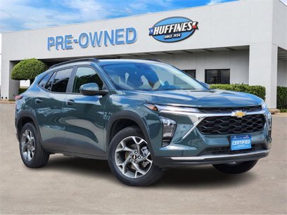 Certified 2025 Chevrolet Trax LT w/ Driver Confidence Package