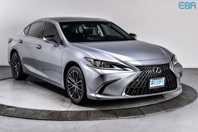 Used 2023 Lexus ES 250 w/ Premium Package