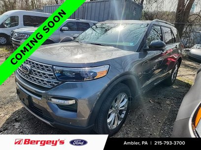 Used 2023 Ford Explorer Limited w/ Limited Technology Package