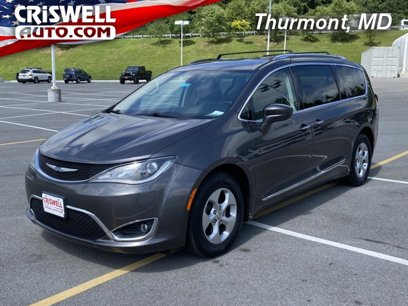 Used 2017 Chrysler Pacifica Touring-L Plus