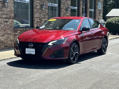 Used 2023 Nissan Altima 2.5 SR