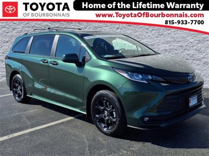 New 2025 Toyota Sienna XLE Woodland Edition