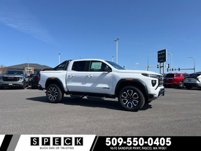 New 2025 GMC Canyon AT4 w/ Nightfall Edition