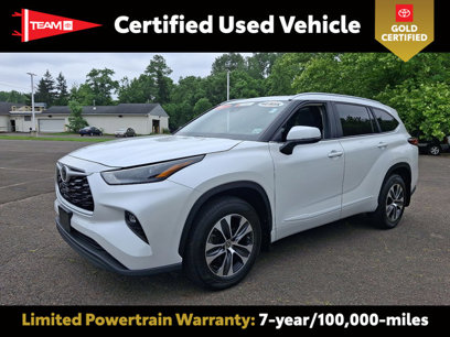 Used 2023 Toyota Highlander XLE