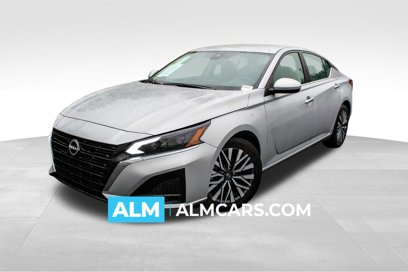 Used 2023 Nissan Altima 2.5 SV