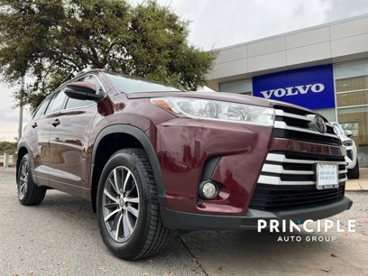 Used 2018 Toyota Highlander SE