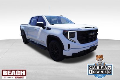 Used 2022 GMC Sierra 1500 Elevation w/ LPO, Elevation Black Package