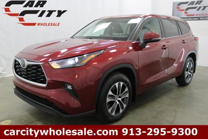 Used 2022 Toyota Highlander XLE