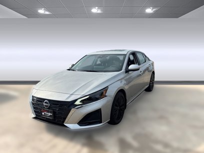 New 2025 Nissan Altima 2.5 SV