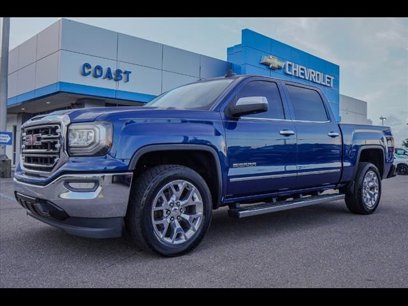 Used 2017 GMC Sierra 1500 SLT w/ SLT Premium Package
